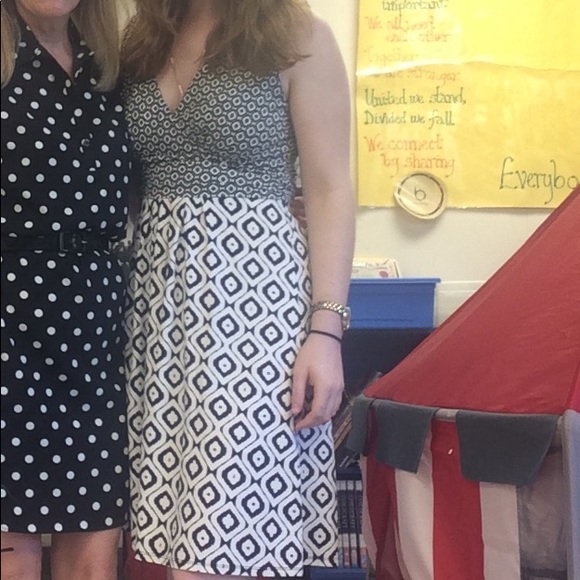 LOFT size M black/white dress - Picture 4 of 4